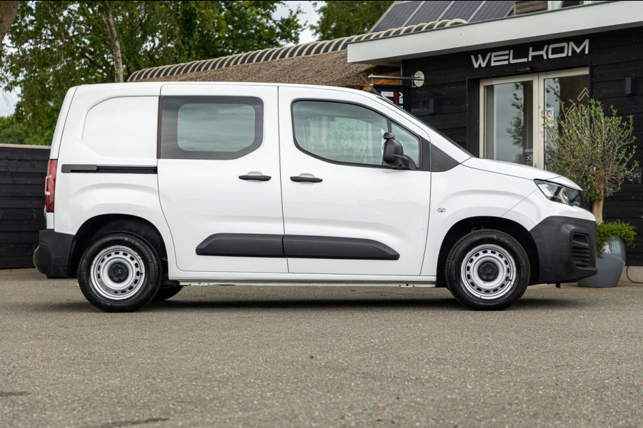 Peugeot Partner 1.2 PureTech Premium Airco I Parkeersensoren I Cruise control I Navigatie I Benzine I Android I CarPlay I NAP