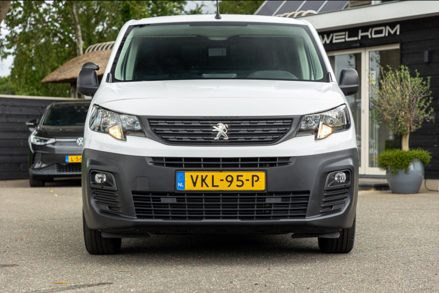 Peugeot Partner 1.2 PureTech Premium Airco I Parkeersensoren I Cruise control I Navigatie I Benzine I Android I CarPlay I NAP