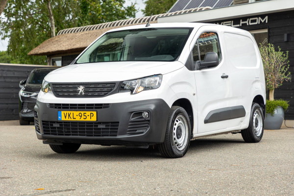 Peugeot Partner 1.2 PureTech Premium Airco I Parkeersensoren I Cruise control I Navigatie I Benzine I Android I CarPlay I NAP