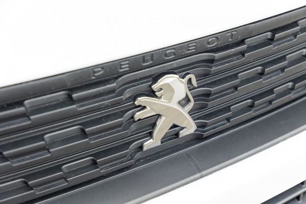 Peugeot Partner 1.2 PureTech Premium Airco I Parkeersensoren I Cruise control I Navigatie I Benzine I Android I CarPlay I NAP