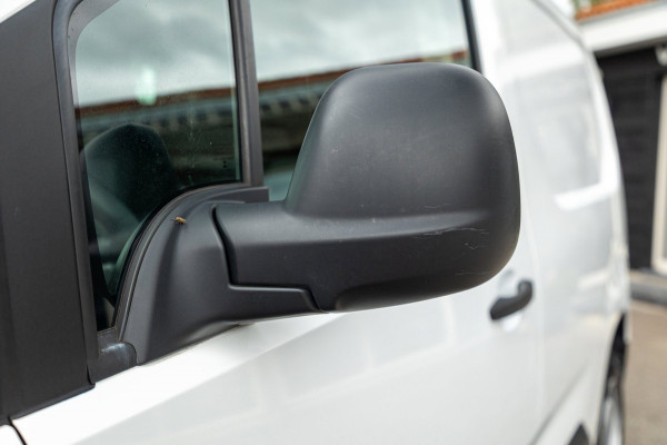 Peugeot Partner 1.2 PureTech Premium Airco I Parkeersensoren I Cruise control I Navigatie I Benzine I Android I CarPlay I NAP