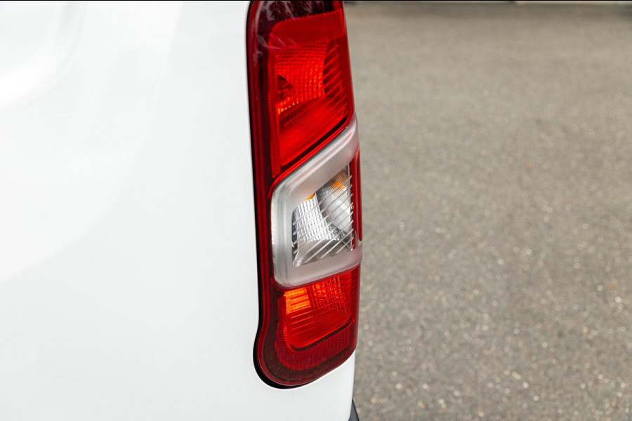 Peugeot Partner 1.2 PureTech Premium Airco I Parkeersensoren I Cruise control I Navigatie I Benzine I Android I CarPlay I NAP
