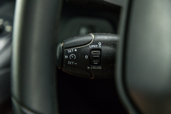 Peugeot Partner 1.2 PureTech Premium Airco I Parkeersensoren I Cruise control I Navigatie I Benzine I Android I CarPlay I NAP
