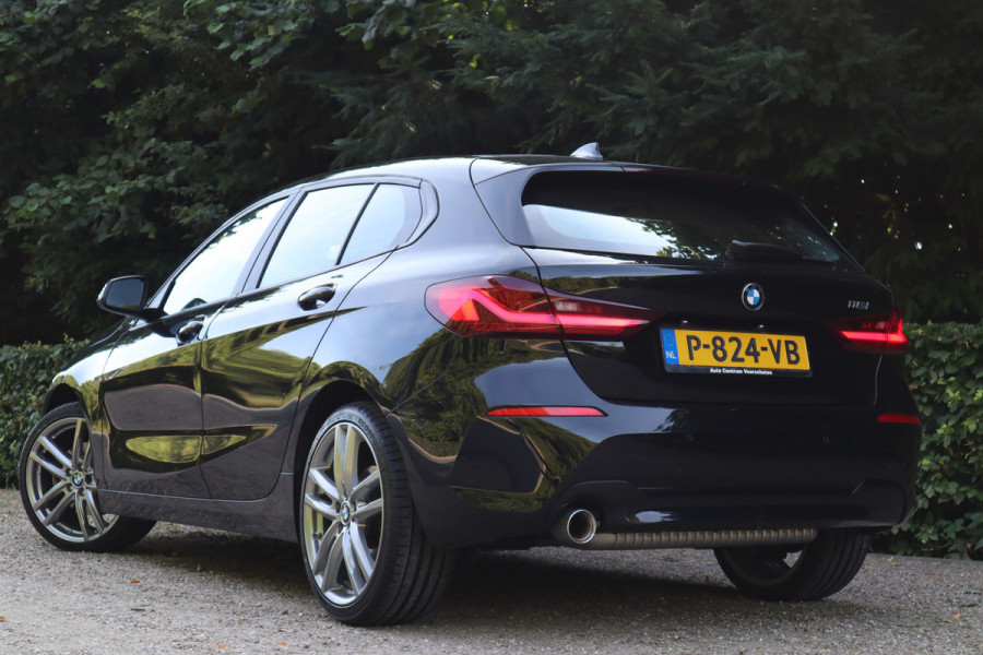 BMW 1-serie Business Edition | Carplay | Navi | 1e eigenaar |