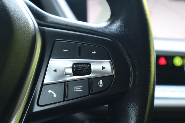 BMW 1-serie Business Edition | Carplay | Navi | 1e eigenaar |