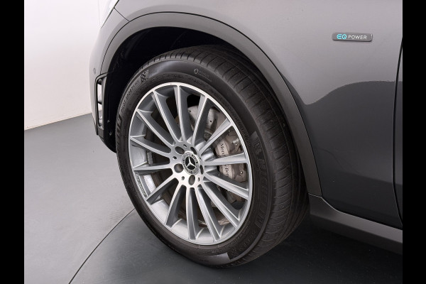 Mercedes-Benz GLC 300 e 4MATIC AMG line | Burmester Trekhaak