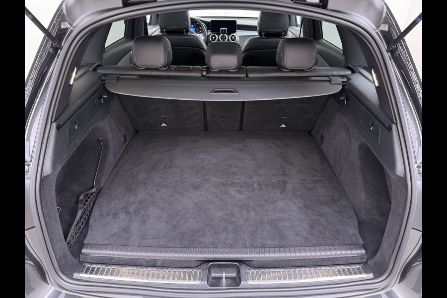 Mercedes-Benz GLC 300 e 4MATIC AMG line | Burmester Trekhaak