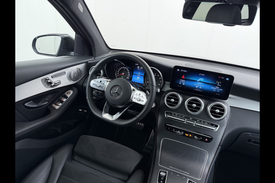 Mercedes-Benz GLC 300 e 4MATIC AMG line | Burmester Trekhaak