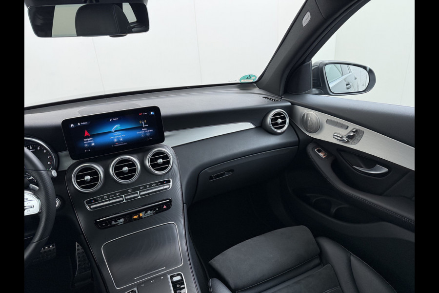 Mercedes-Benz GLC 300 e 4MATIC AMG line | Burmester Trekhaak