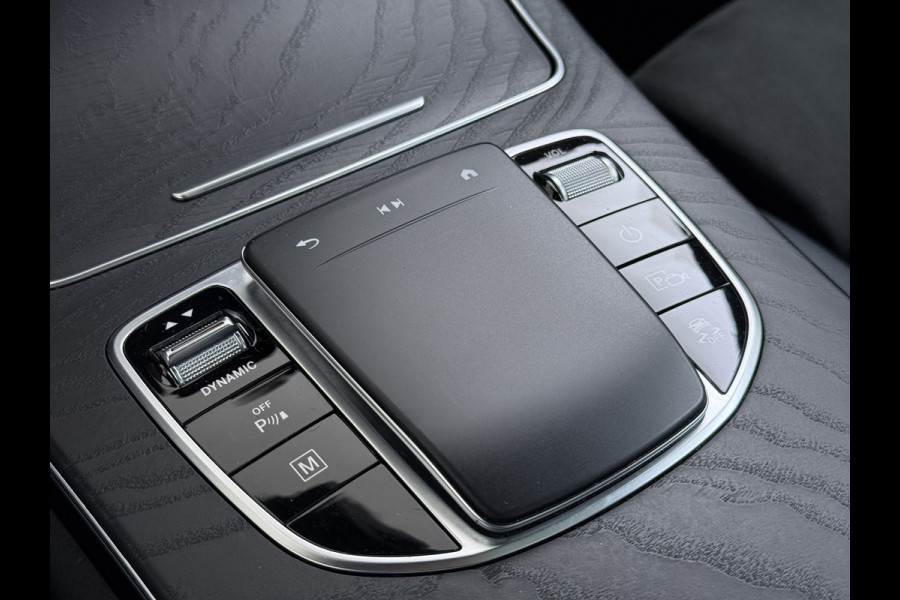 Mercedes-Benz GLC 300 e 4MATIC AMG line | Burmester Trekhaak