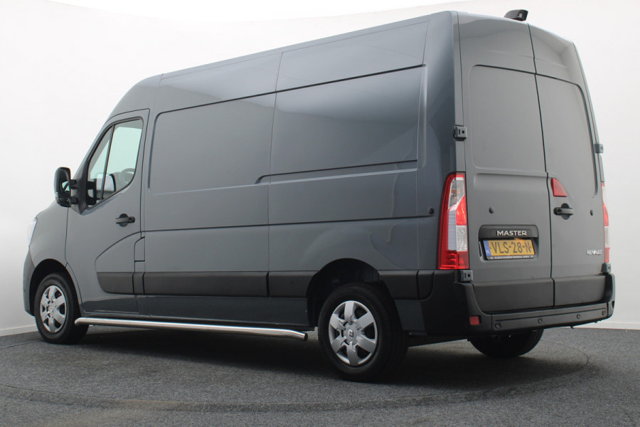 Renault Master T35 2.3 dCi 135 L2H2 Work Edition 3-Zits, Camera, Cruise, Apple Carplay, Rijstrooksensor, DAB, PDC