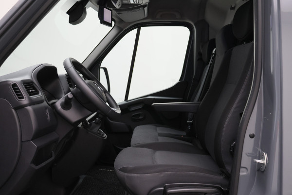 Renault Master T35 2.3 dCi 135 L2H2 Work Edition 3-Zits, Camera, Cruise, Apple Carplay, Rijstrooksensor, DAB, PDC