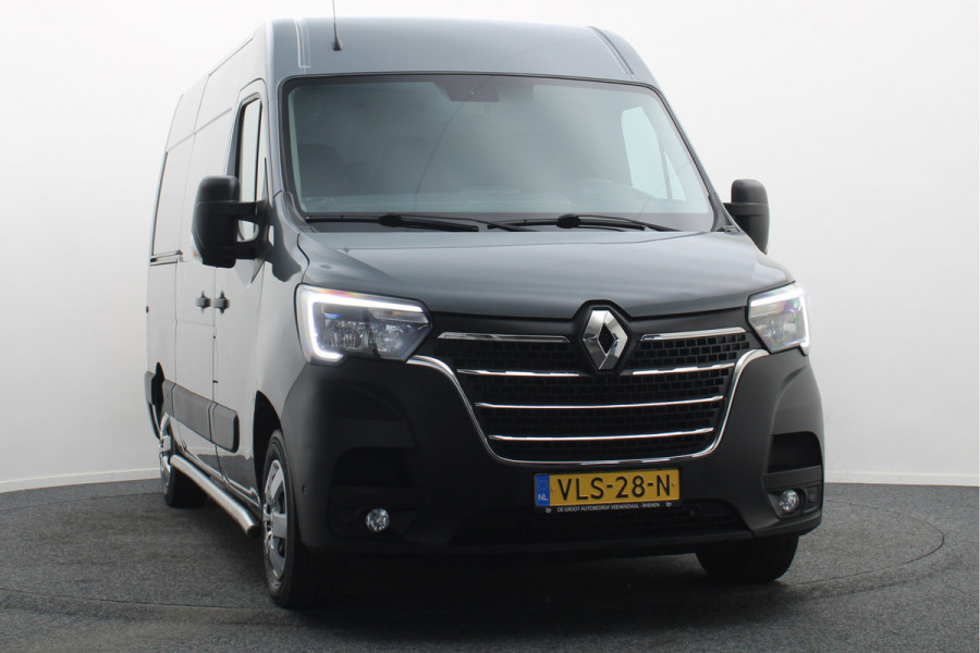 Renault Master T35 2.3 dCi 135 L2H2 Work Edition 3-Zits, Camera, Cruise, Apple Carplay, Rijstrooksensor, DAB, PDC