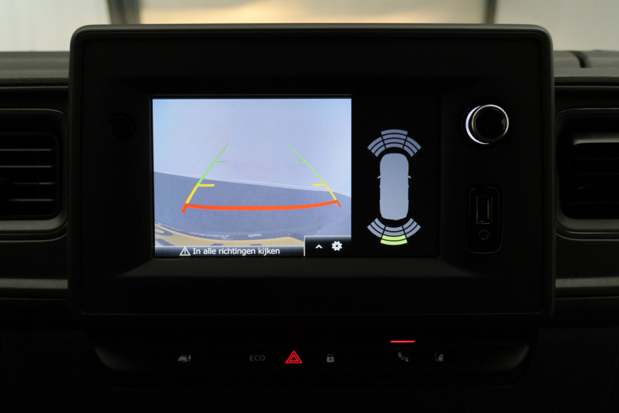Renault Master T35 2.3 dCi 135 L2H2 Work Edition 3-Zits, Camera, Cruise, Apple Carplay, Rijstrooksensor, DAB, PDC