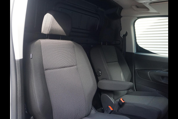 Opel Combo Electric 136 L1 50kWh | navigatie | warmtepomp | Comfort Connect Pakket | laadruimtebetimmering | dodehoek detectie | camera | digitale binnenspiegel | parkeersensoren v/a |
