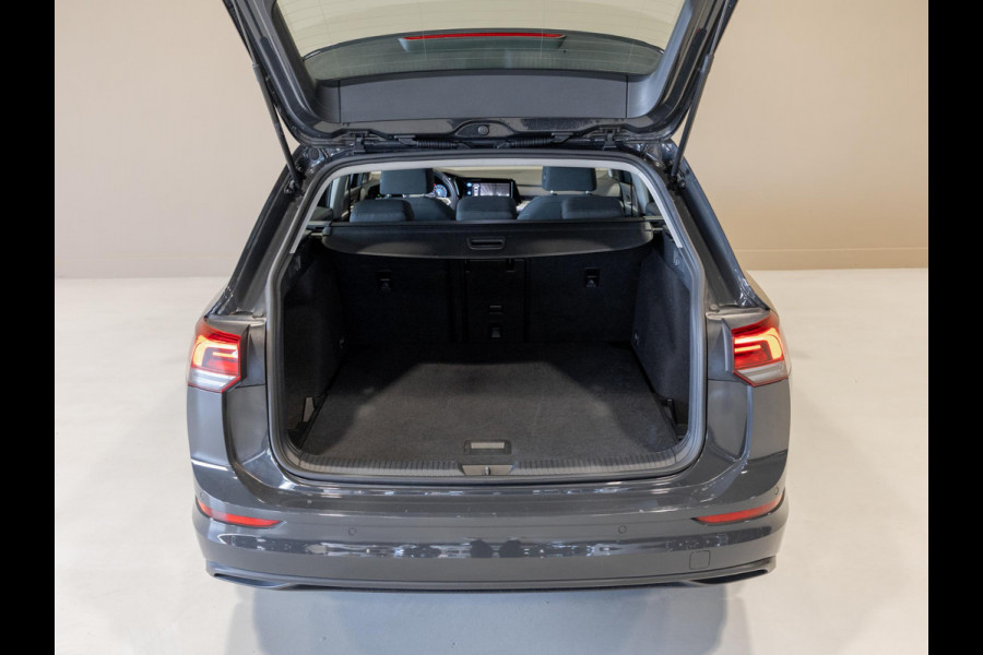 Volkswagen Golf Variant 1.0 TSI Life 110pk / Airco / Stoelverwarming / Achteruitrijcamera / Apple carplay / Adaptieve cruise control