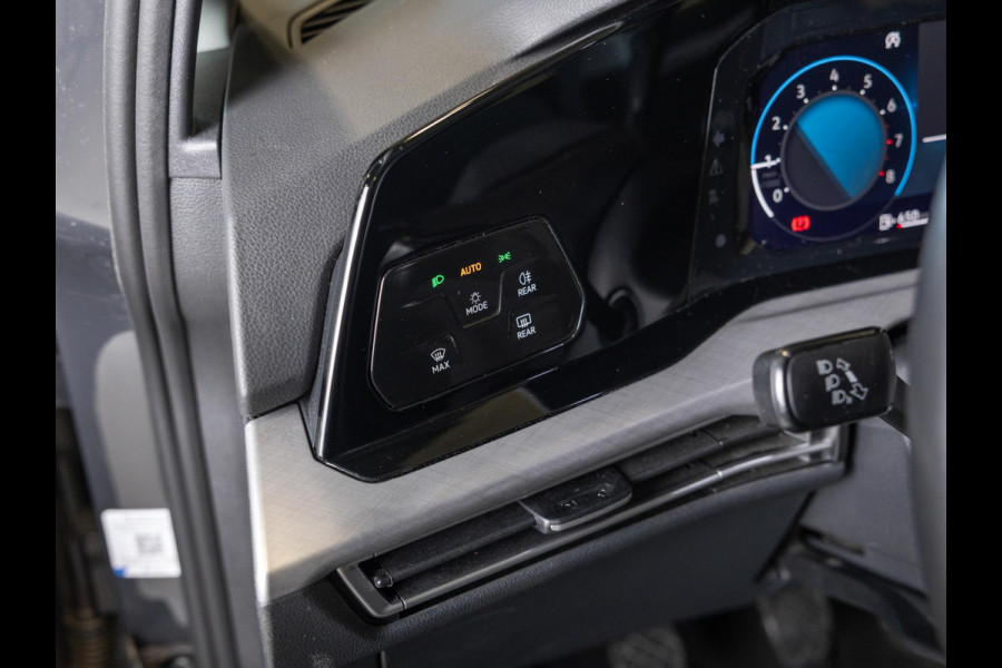 Volkswagen Golf Variant 1.0 TSI Life 110pk / Airco / Stoelverwarming / Achteruitrijcamera / Apple carplay / Adaptieve cruise control