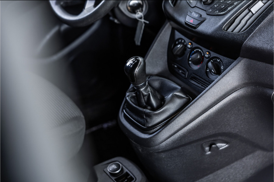 Ford Transit Connect 1.5 TDCI | Airco | Trekhaak | MF Stuur | Bluetooth | Orig. NL Auto | Nieuwe APK