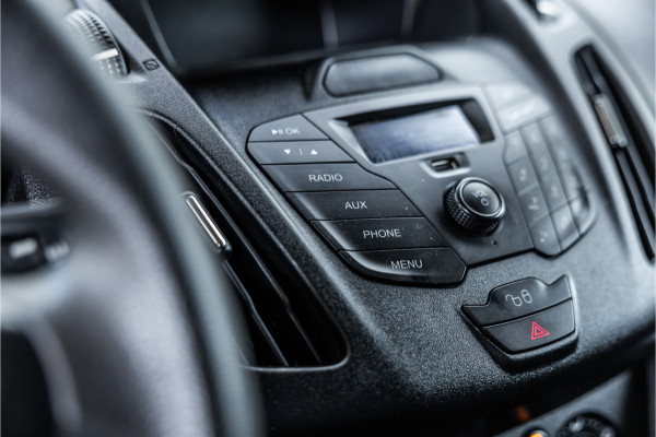 Ford Transit Connect 1.5 TDCI | Airco | Trekhaak | MF Stuur | Bluetooth | Orig. NL Auto | Nieuwe APK