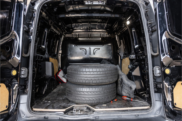 Ford Transit Connect 1.5 TDCI | Airco | Trekhaak | MF Stuur | Bluetooth | Orig. NL Auto | Nieuwe APK