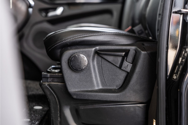 Ford Transit Custom 320 2.0 TDCI 170 PK L2H1 Limited DC | Dubbel cabine | Bi-Xenon | CarPlay | Navigatie | Stoelverwarming | Trekhaak | Euro 6 | Nieuwe APK