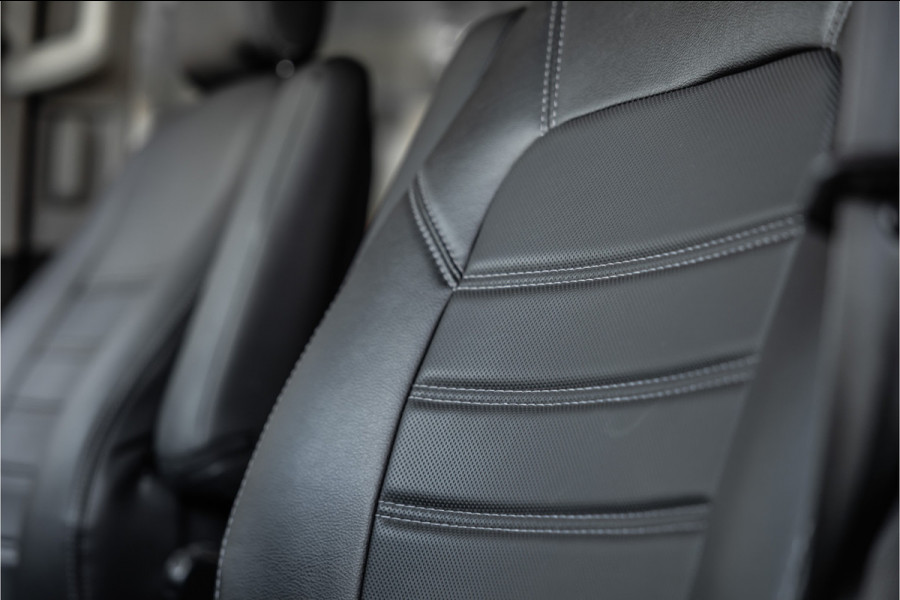 Ford Transit Custom 320 2.0 TDCI 170 PK L2H1 Limited DC | Dubbel cabine | Bi-Xenon | CarPlay | Navigatie | Stoelverwarming | Trekhaak | Euro 6 | Nieuwe APK