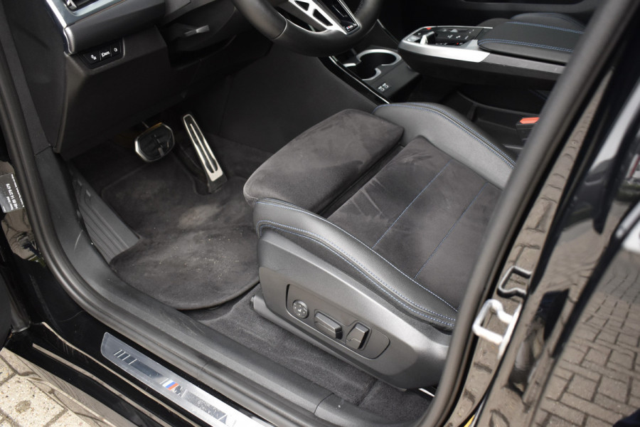 BMW X1 xDrive30e M Sport | Pano | Trekhaak | Harman/Kardon | Massage | ACC | Head-Up | Memory seat | Sfeerverlichting |