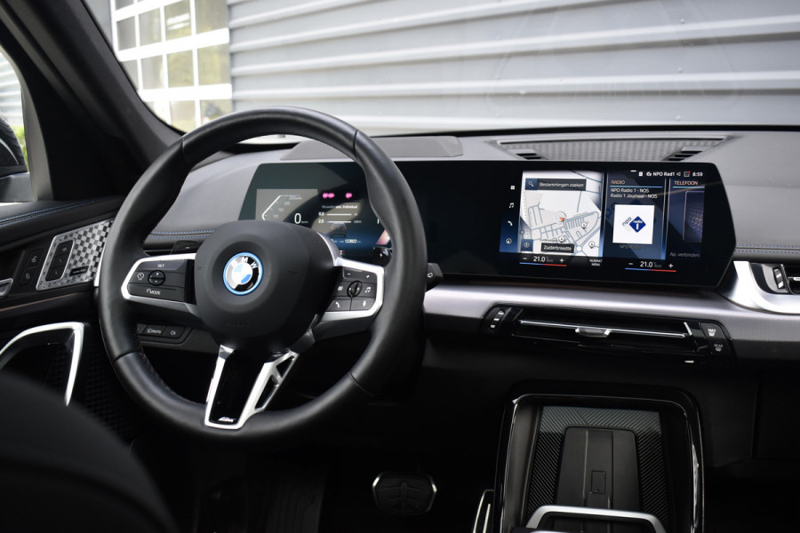 BMW X1 xDrive30e M Sport | Pano | Trekhaak | Harman/Kardon | Massage | ACC | Head-Up | Memory seat | Sfeerverlichting |