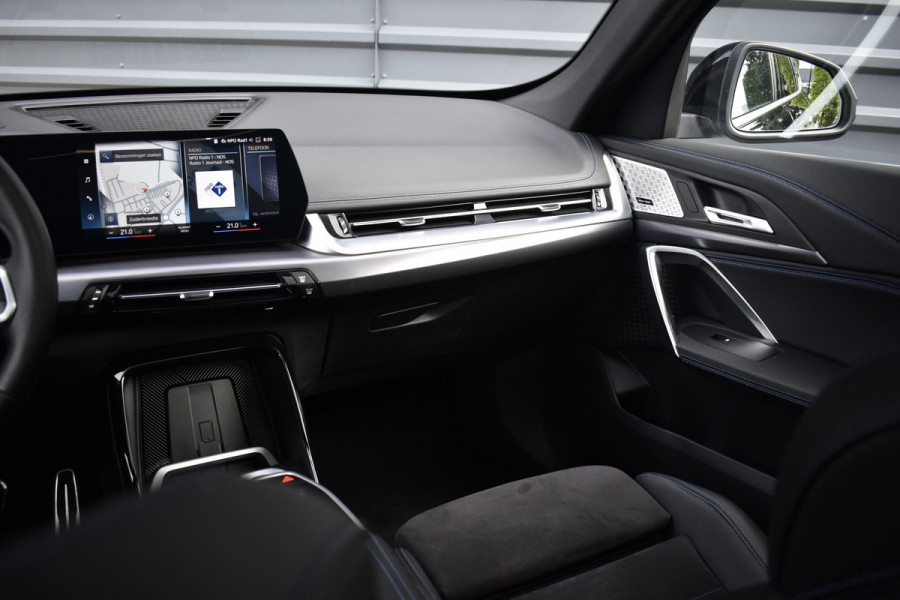 BMW X1 xDrive30e M Sport | Pano | Trekhaak | Harman/Kardon | Massage | ACC | Head-Up | Memory seat | Sfeerverlichting |
