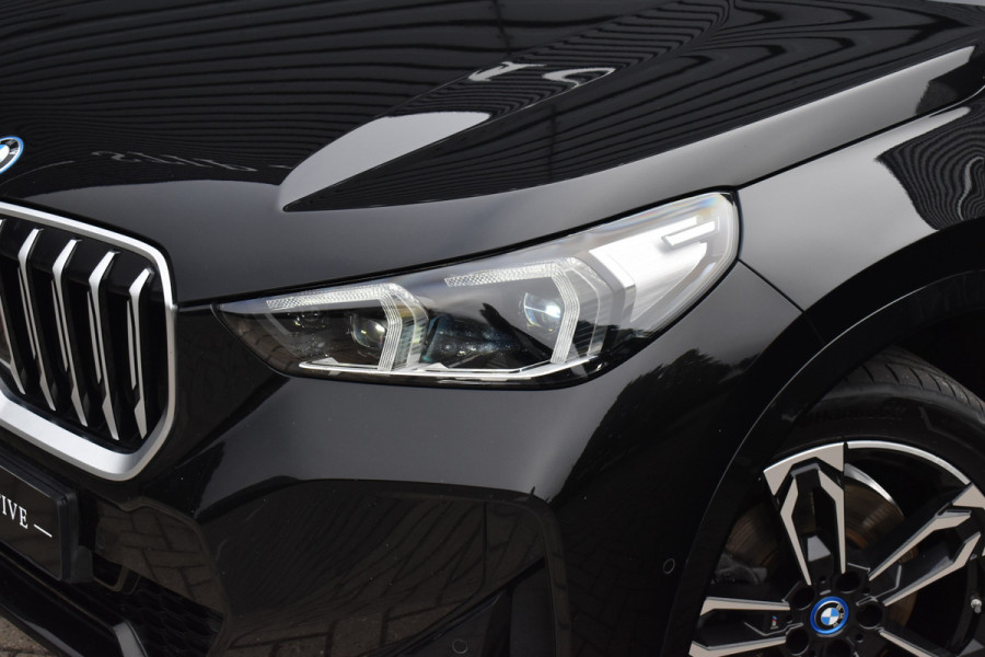 BMW X1 xDrive30e M Sport | Pano | Trekhaak | Harman/Kardon | Massage | ACC | Head-Up | Memory seat | Sfeerverlichting |