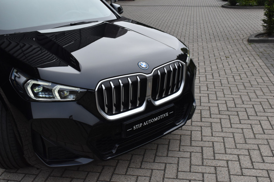 BMW X1 xDrive30e M Sport | Pano | Trekhaak | Harman/Kardon | Massage | ACC | Head-Up | Memory seat | Sfeerverlichting |
