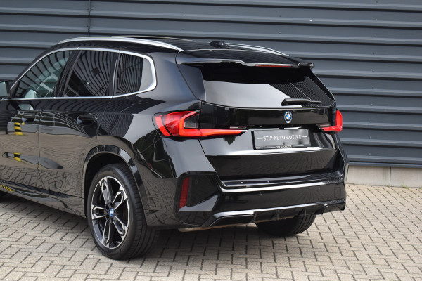 BMW X1 xDrive30e M Sport | Pano | Trekhaak | Harman/Kardon | Massage | ACC | Head-Up | Memory seat | Sfeerverlichting |