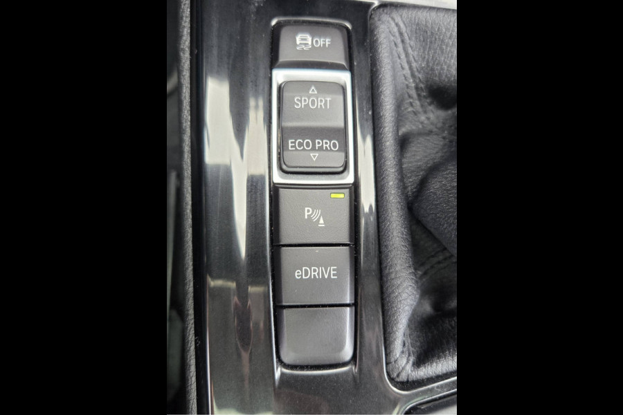 BMW X2 xDrive25e High Executive M-Tech Sport interieur , Head-up Display , Panoramadak