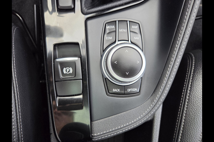 BMW X2 xDrive25e High Executive M-Tech Sport interieur , Head-up Display , Panoramadak