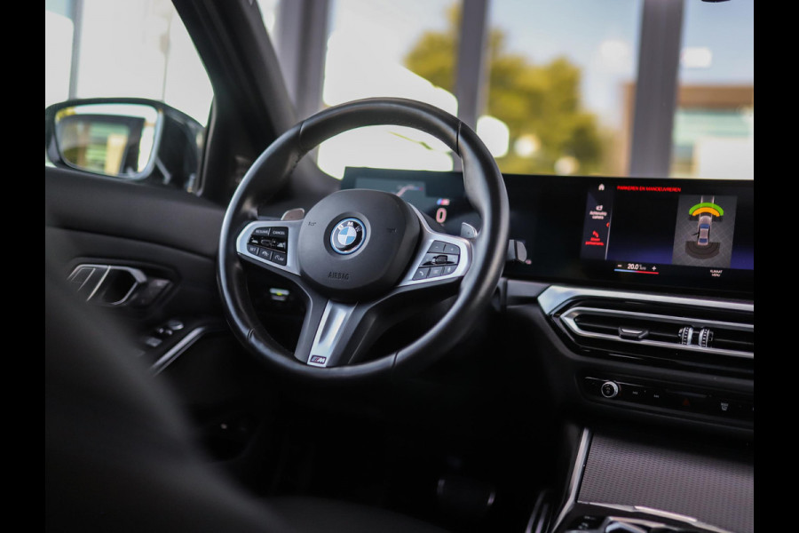 BMW 3-serie 330e | Frozen | M-Sport Pro | Pano | H/K | Memory