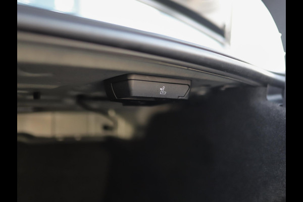 BMW 3-serie 330e | Frozen | M-Sport Pro | Pano | H/K | Memory