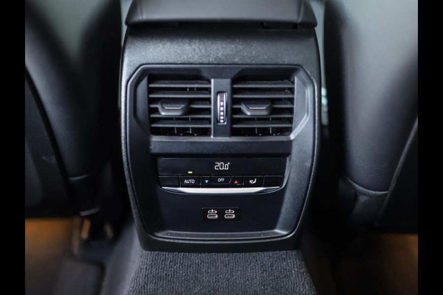 BMW 3-serie 330e | Frozen | M-Sport Pro | Pano | H/K | Memory