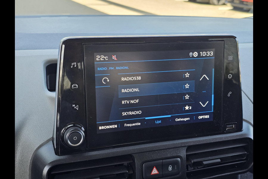 Peugeot Rifter 1.2 Allure automaat | Hoge instap | Ruim en praktisch | Stoelverwarming | Climate control | Parkeersensoren | Trekhaak |