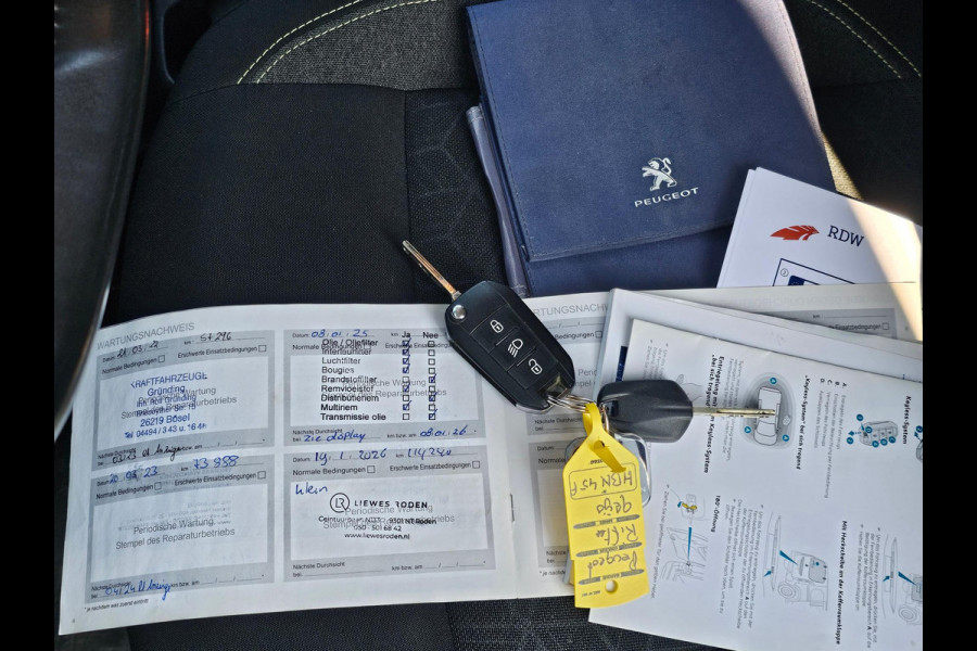 Peugeot Rifter 1.2 Allure automaat | Hoge instap | Ruim en praktisch | Stoelverwarming | Climate control | Parkeersensoren | Trekhaak |