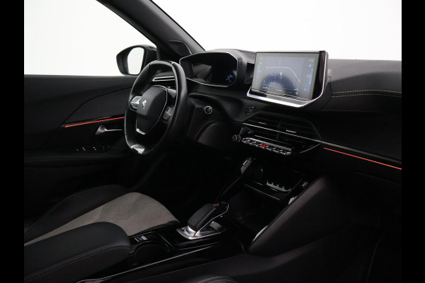 Peugeot e-2008 EV GT PREMIERE + PANORAMA SCHUIFDAK | ADAPTIVE CRUISE | STOELVERWARMING | CAMERA