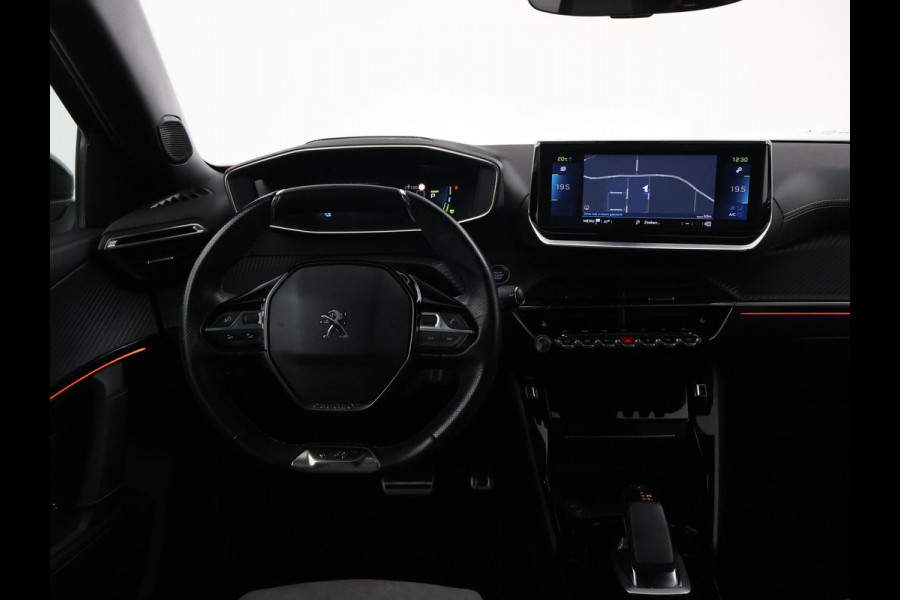 Peugeot e-2008 EV GT PREMIERE + PANORAMA SCHUIFDAK | ADAPTIVE CRUISE | STOELVERWARMING | CAMERA