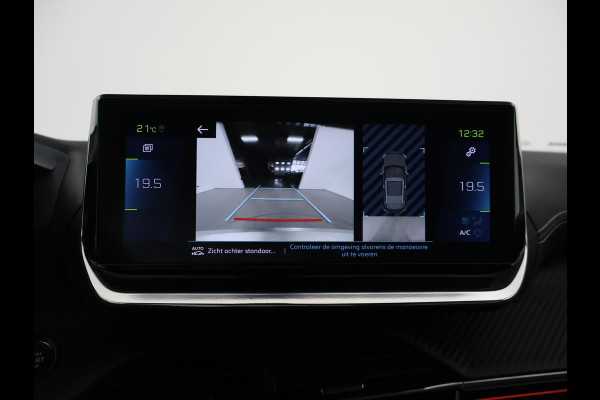 Peugeot e-2008 EV GT PREMIERE + PANORAMA SCHUIFDAK | ADAPTIVE CRUISE | STOELVERWARMING | CAMERA