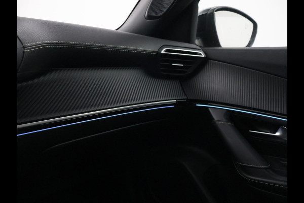 Peugeot e-2008 EV GT PREMIERE + PANORAMA SCHUIFDAK | ADAPTIVE CRUISE | STOELVERWARMING | CAMERA