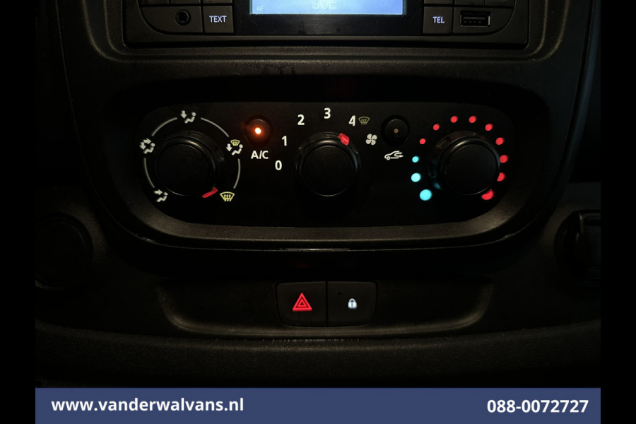 Renault Trafic 1.6 dCi L1H1 Euro6 Airco | Cruisecontrol | Trekhaak | Parkeersensoren Bijrijdersbank