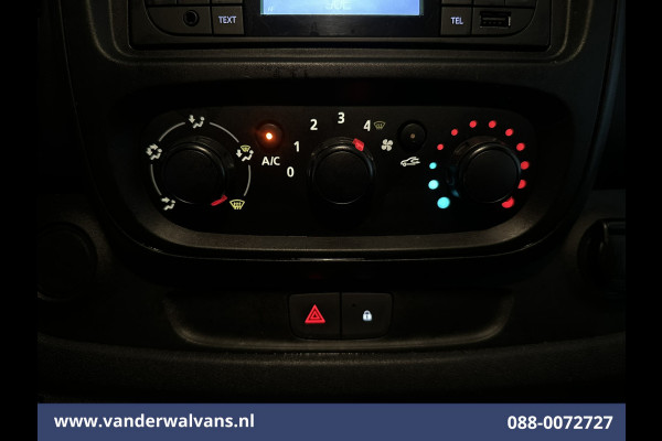 Renault Trafic 1.6 dCi L1H1 Euro6 Airco | Cruisecontrol | Trekhaak | Parkeersensoren Bijrijdersbank