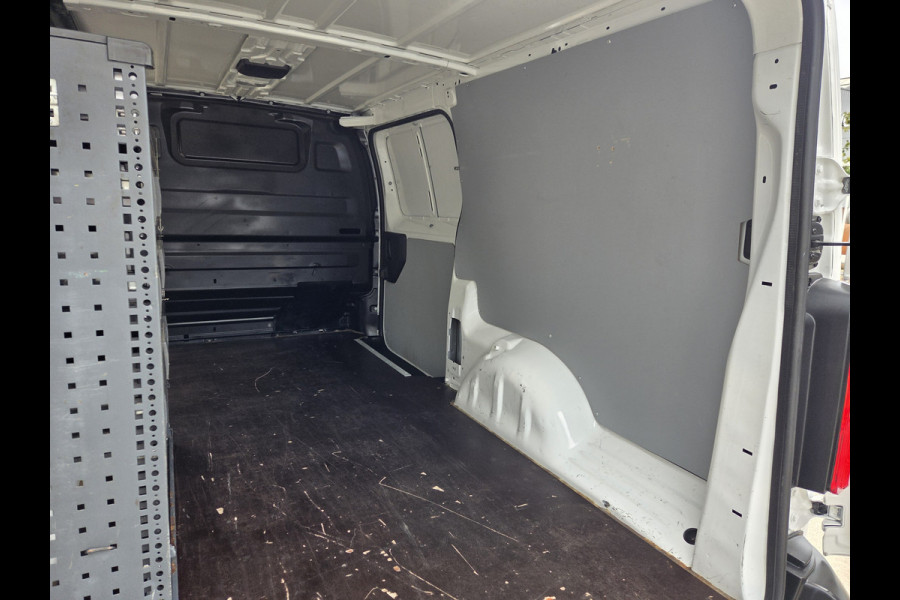Opel Vivaro 2.0 CDTI Autm. L3 L & R Schuifdeur Airco Cruise control Trekhaak