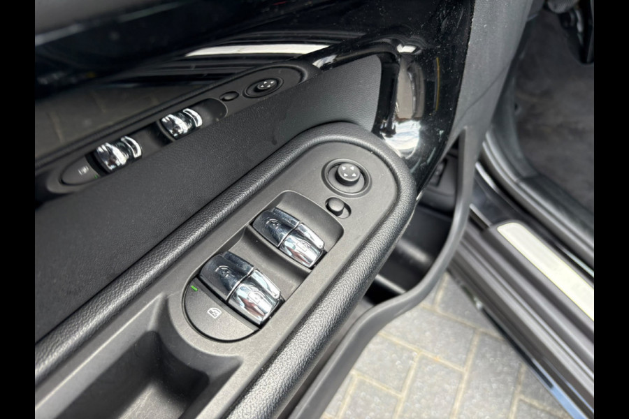 MINI Countryman 1.5 Cooper S E ALL4 Chili Plug-in-Hybrid/Camera/Navigatie/Full-LED/Parkeerhulp