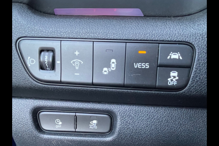 Kia e-Niro ExecutiveLine 64 kWh|Fase 3|DealerOnderh|SOH93%|Pano|