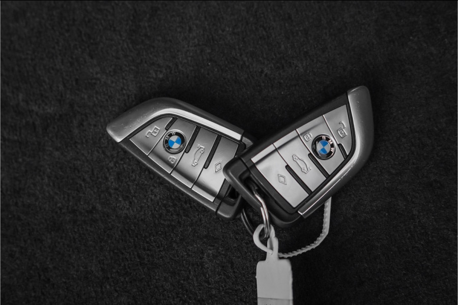 BMW X5 xDrive45e High Executive M-Sport Pano 360° CarPlay Laser 22"
