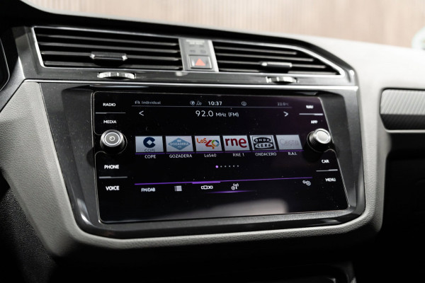 Volkswagen Tiguan 2.0 TSI DSG 4Motion R-line LEDER PANO IQ HK CAMERA